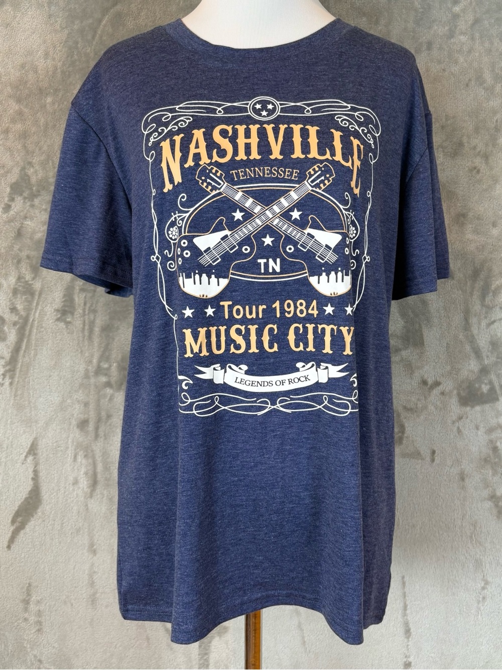 Nashville Music City Graphic Tee - Navy Wmn’s M